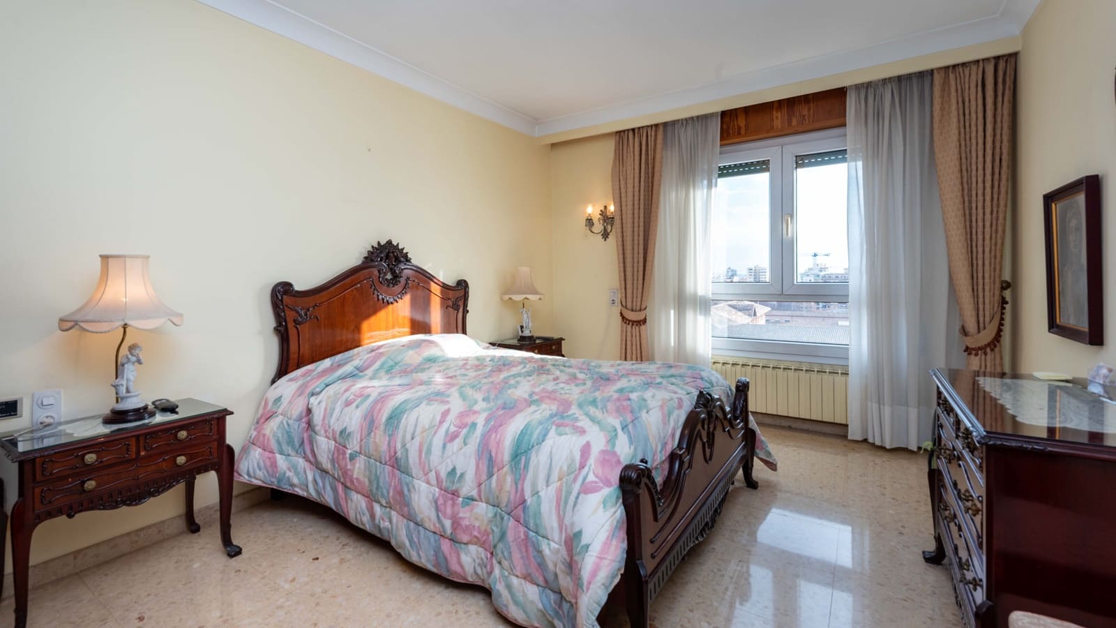 5 bedroom Apartment for sale in Palma de Mallorca with garage - € 1,700,000 (Ref: 8745902)