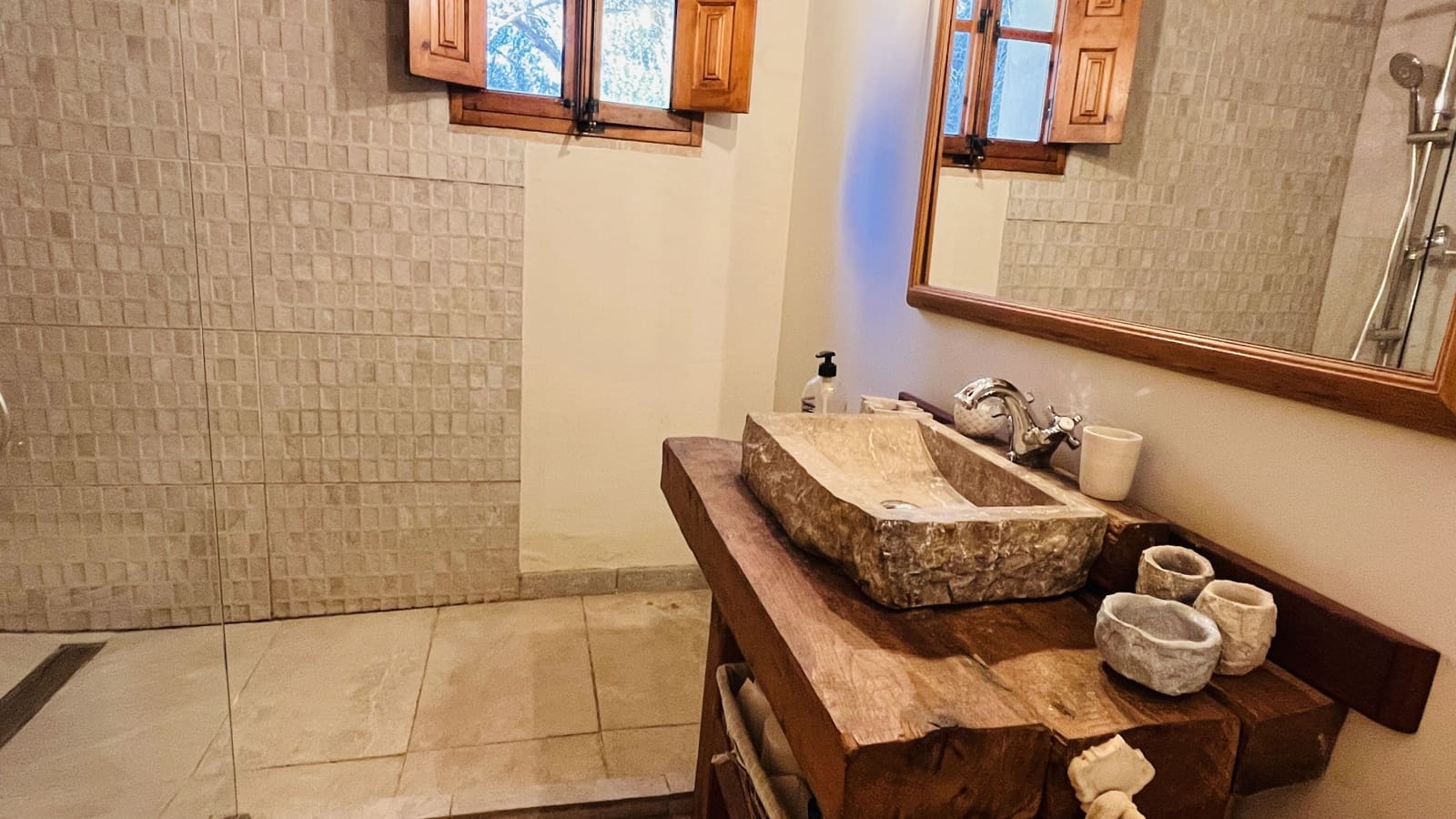 2 bedroom Finca/Country House for sale in Sencelles - € 1,015,000 (Ref: 8762786)