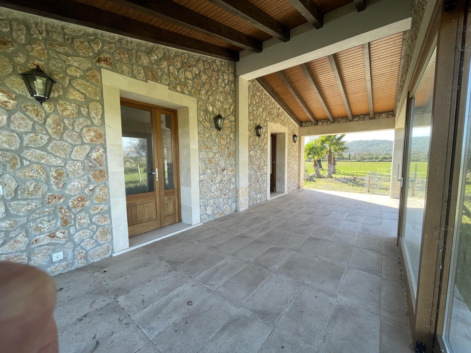 2 soverom Villa til leie i Alcudia med garasje - € 2 500 (Ref: 8766297)