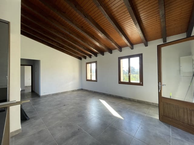 2 bedroom Villa for rent in Alcúdia with garage - € 2,500 (Ref: 8766297)