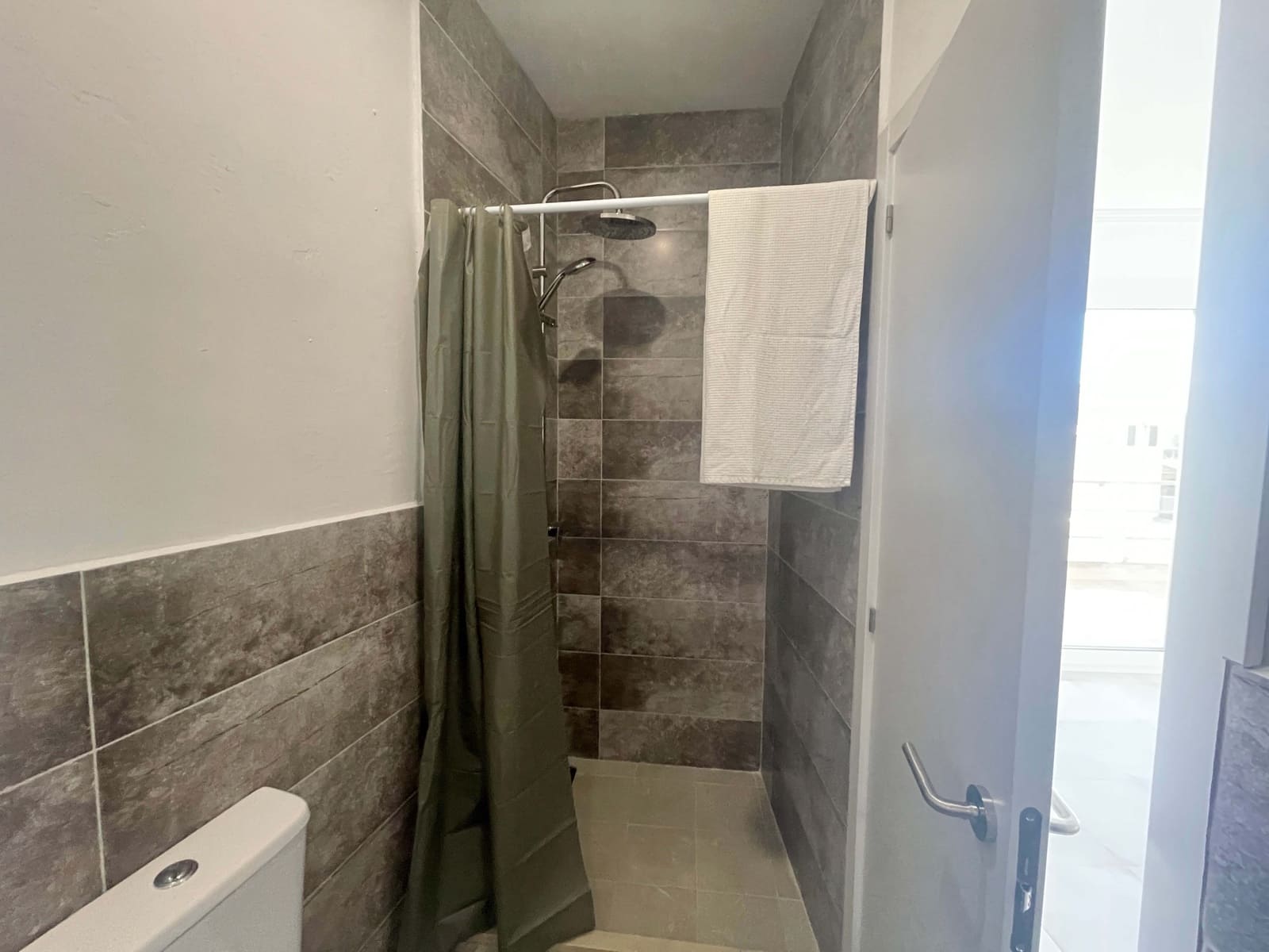 2 soveværelse Byhus til leje i Santa Maria del Cami med swimmingpool garage - € 2.500 (Ref: 8766300)