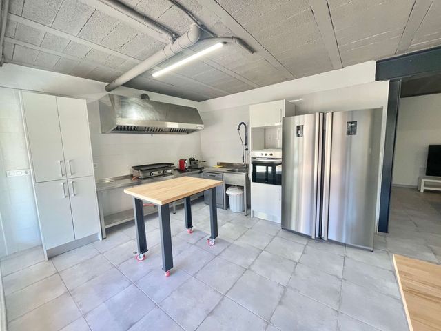2 soverom Hus til leie i Santa María del Camí med svømmebasseng garasje - € 2 500 (Ref: 8766300)