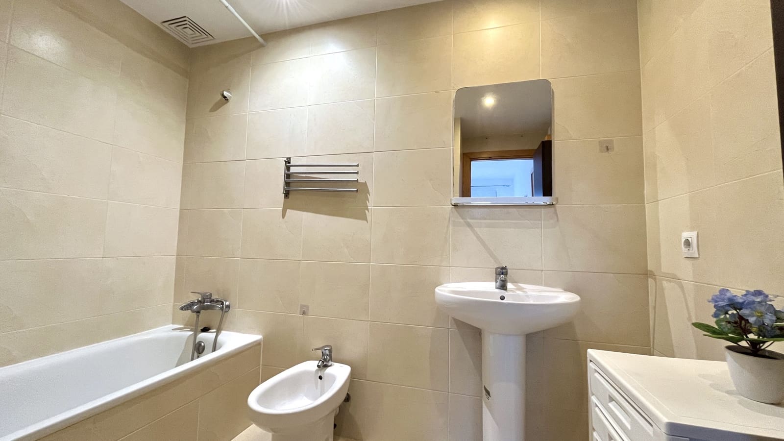Apartamento de 3 habitaciones en Alcúdia en venta con garaje - 350.000 € (Ref: 8777609)