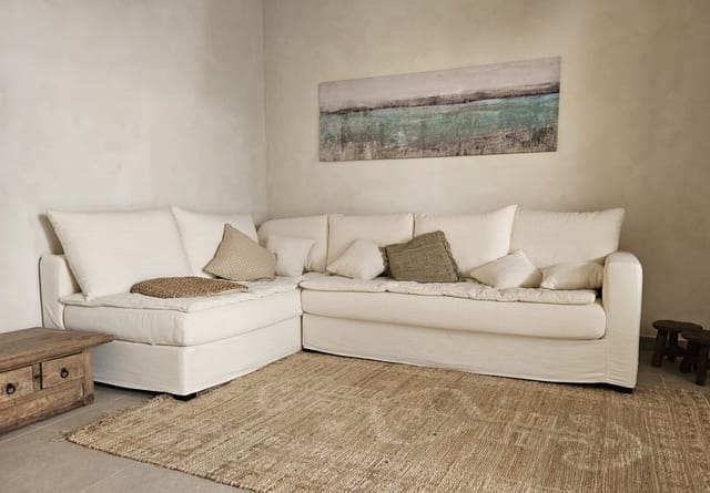 2 bedroom Apartment for rent in Port de Pollença, Pollensa / Pollença with garage - € 5,000 (Ref: 8800402)