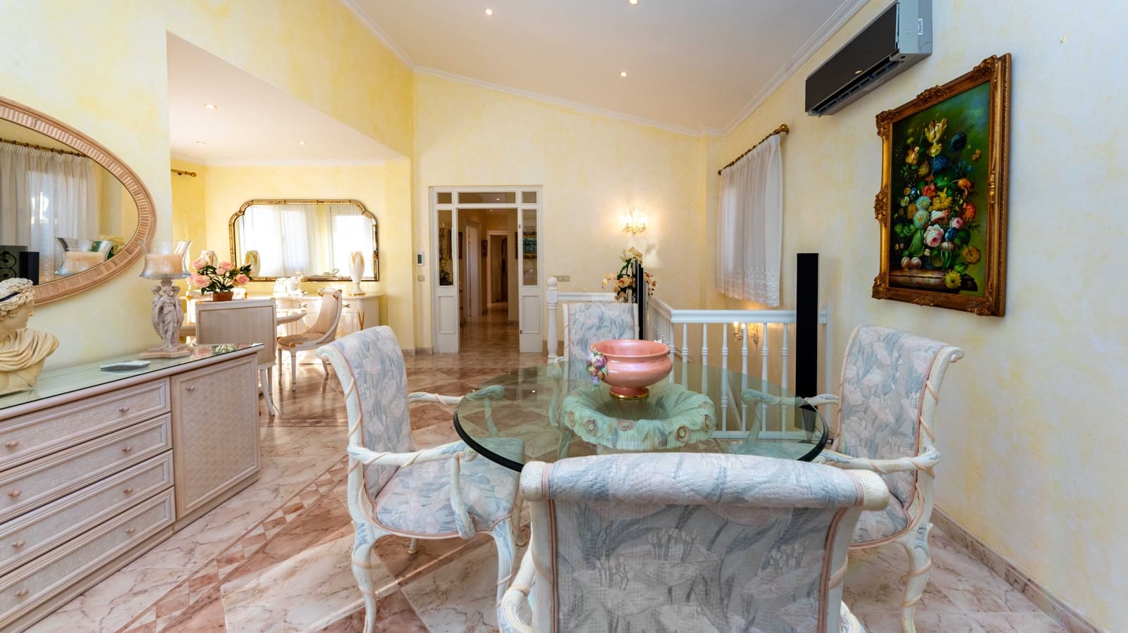 4 slaapkamer Villa te koop in Costa de la Calma met garage - € 2.550.000 (Ref: 8800406)