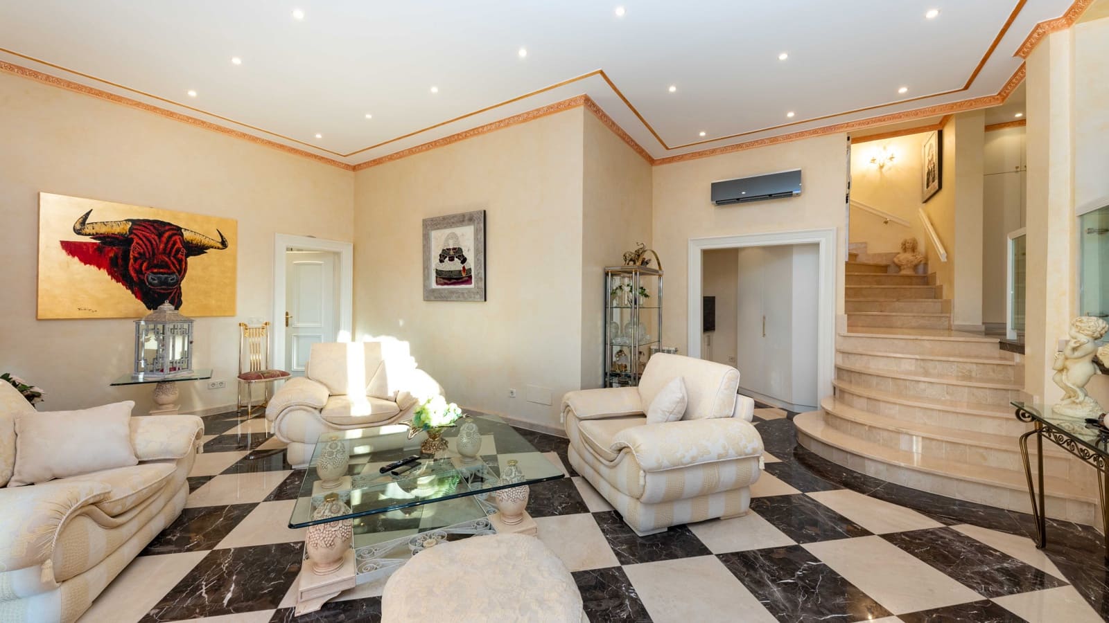 4 slaapkamer Villa te koop in Costa de la Calma met garage - € 2.550.000 (Ref: 8800406)