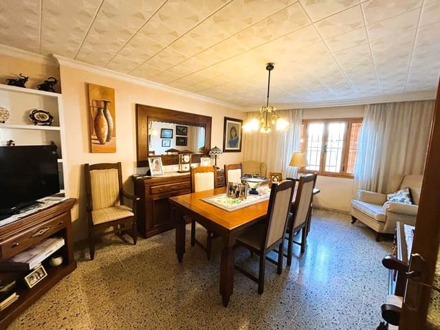 4 quarto Casa em Banda para venda em El Pont d'Inca / Es Pont d'Inca, Marratxí com garagem - 700 000 € (Ref: 8807497)