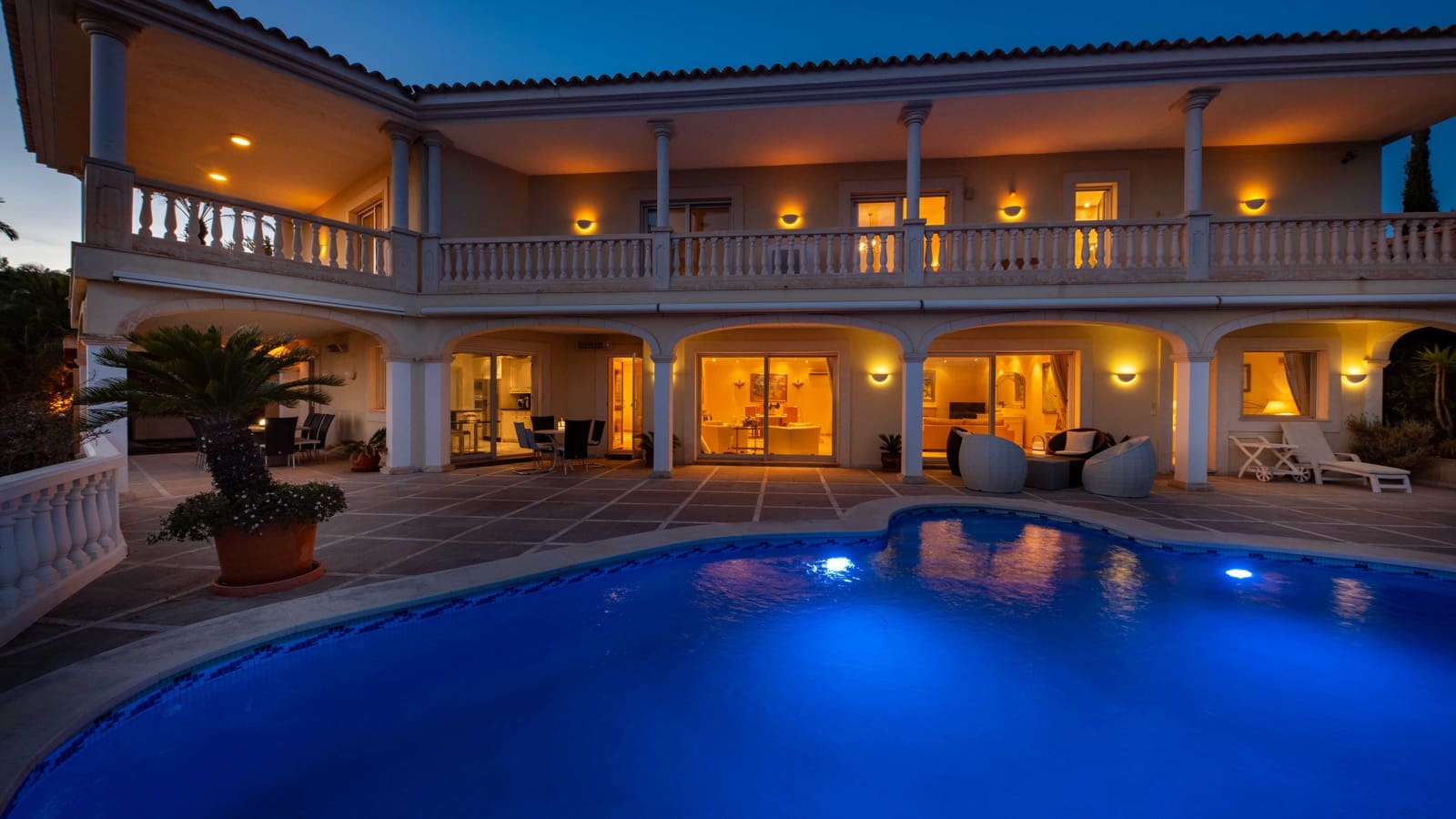 5 bedroom Villa for sale in Santa Ponsa with pool garage - € 4,250,000 (Ref: 8815191)