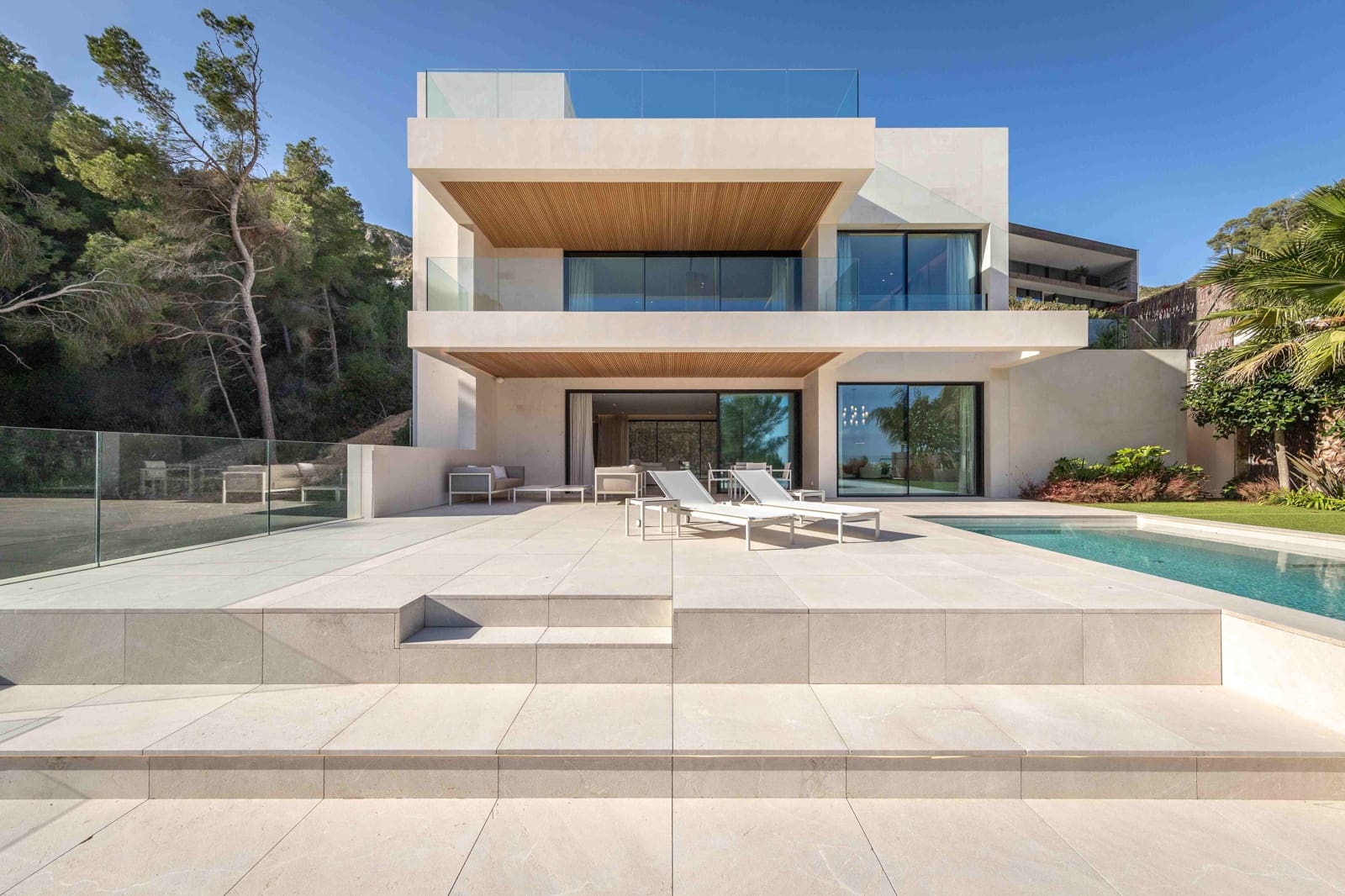 5 bedroom Villa for sale in Son Vida with pool garage - € 5,500,000 (Ref: 8821069)