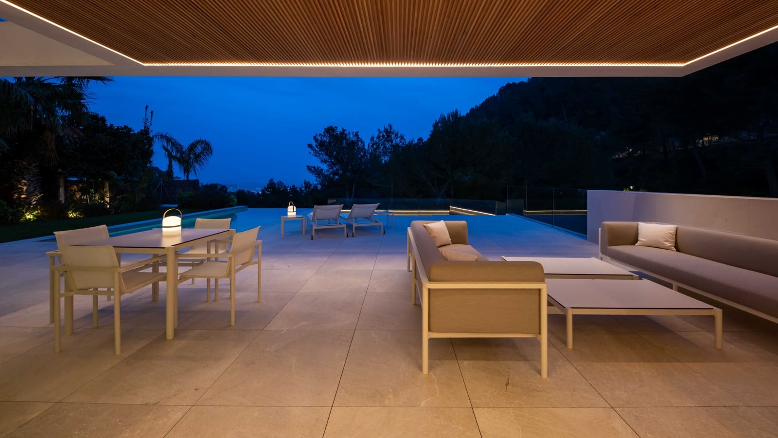 5 bedroom Villa for sale in Son Vida with pool garage - € 5,500,000 (Ref: 8821069)