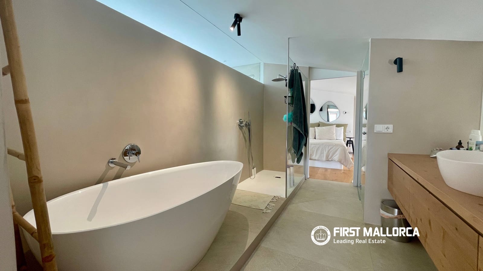 3 soverom Hus til leie i Lloret de Vista Alegre med garasje - € 2 500 (Ref: 8840573)