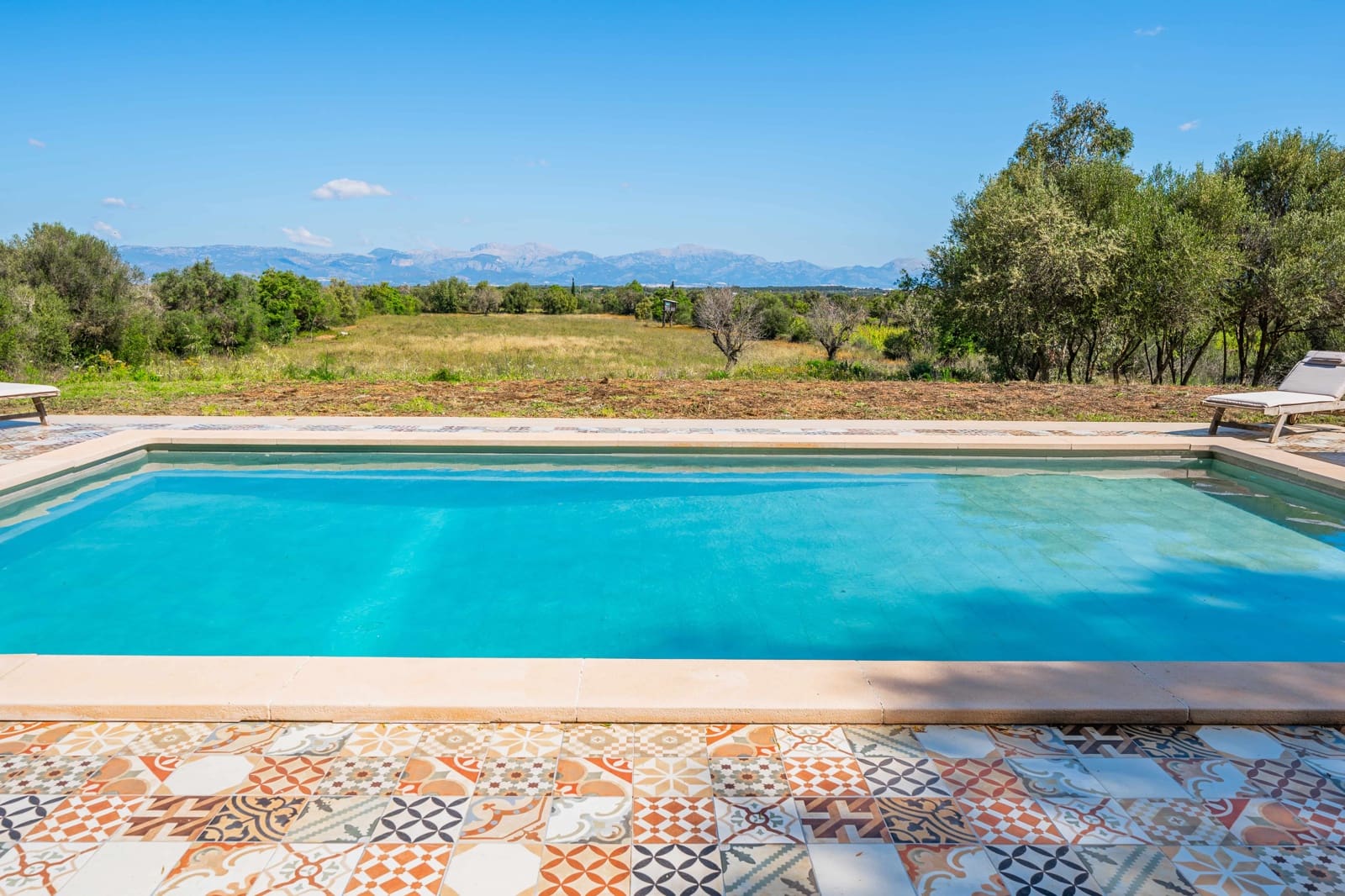 5 soveværelse Finca/Landehus til salg i Algaida med swimmingpool garage - € 1.875.000 (Ref: 8842503)