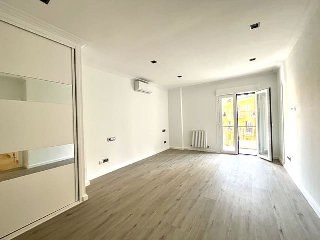4 bedroom Apartment for rent in Jaume III, Palma de Mallorca with garage - € 4,000 (Ref: 8851061)