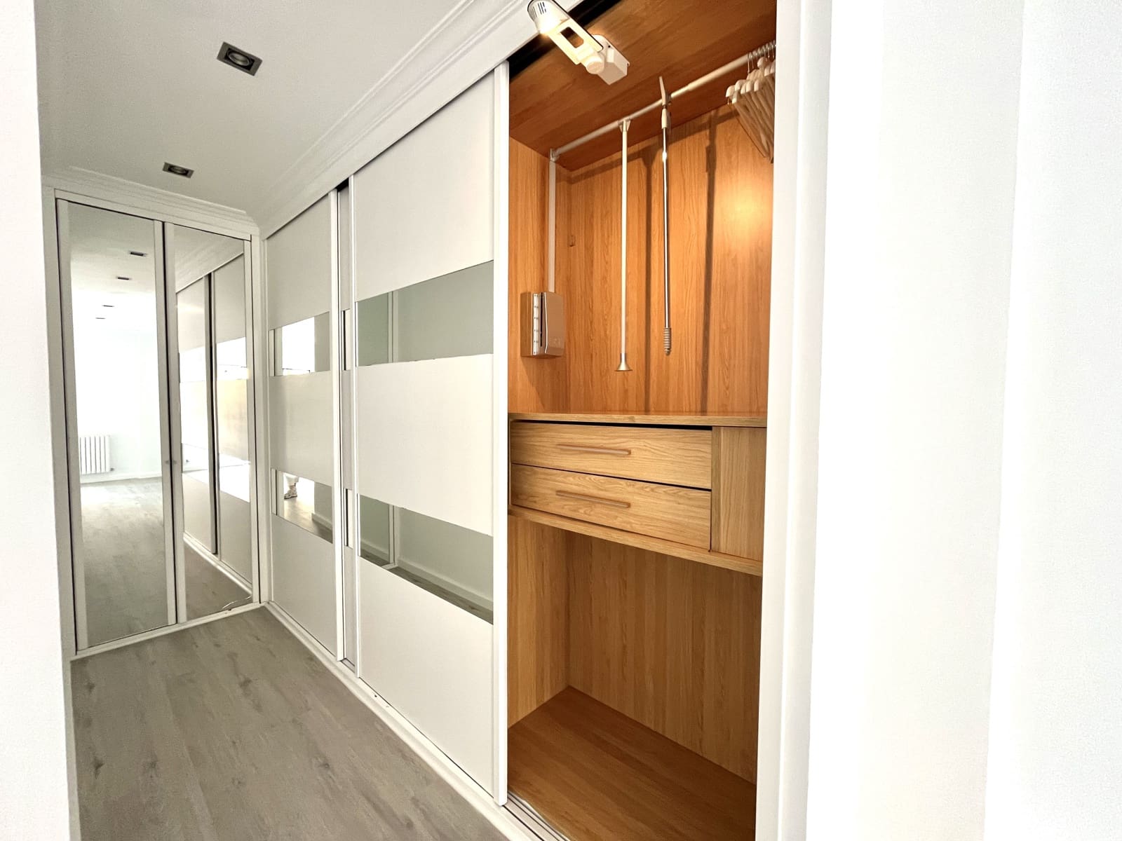 4 sovrum Lägenhet att hyra i Palma de Mallorca med garage - 4 000 € (Ref: 8851061)