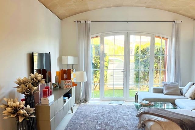 3 slaapkamer Appartement te koop in Portocristo / Port de Manacor, Manacor met garage - € 799.000 (Ref: 8864137)