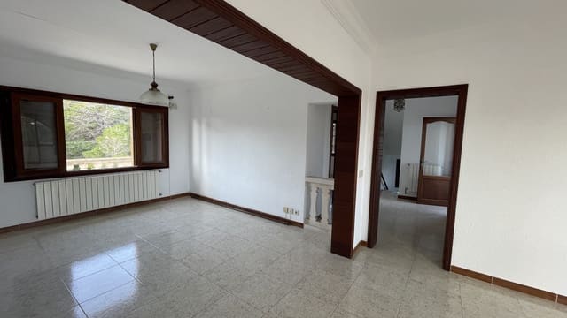 4 bedroom Villa for sale in Cala Llombards, Santanyí with pool garage - € 1,229,000 (Ref: 8873800)