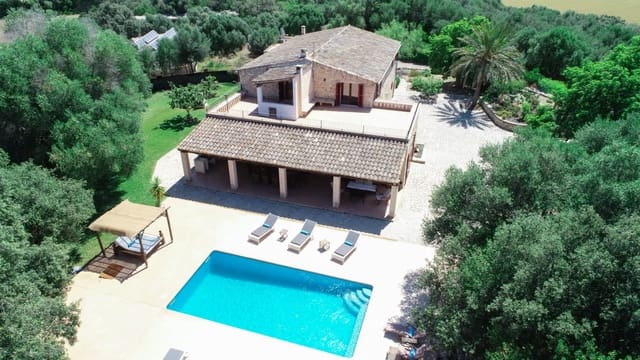 5 bedroom Finca/Country House for rent in Porreres with pool garage - € 6,000 (Ref: 8879134)