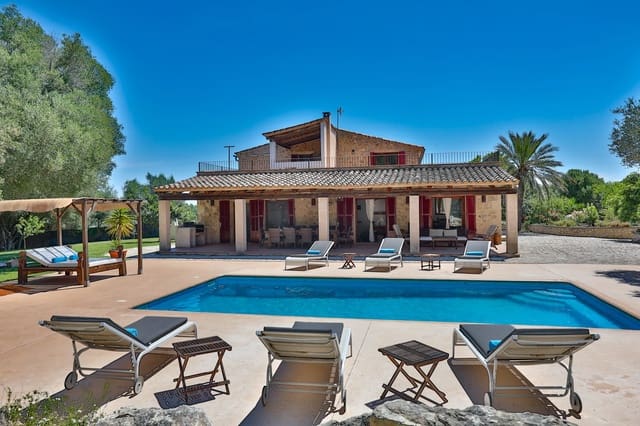 5 bedroom Finca/Country House for rent in Porreres with pool garage - € 6,000 (Ref: 8879134)