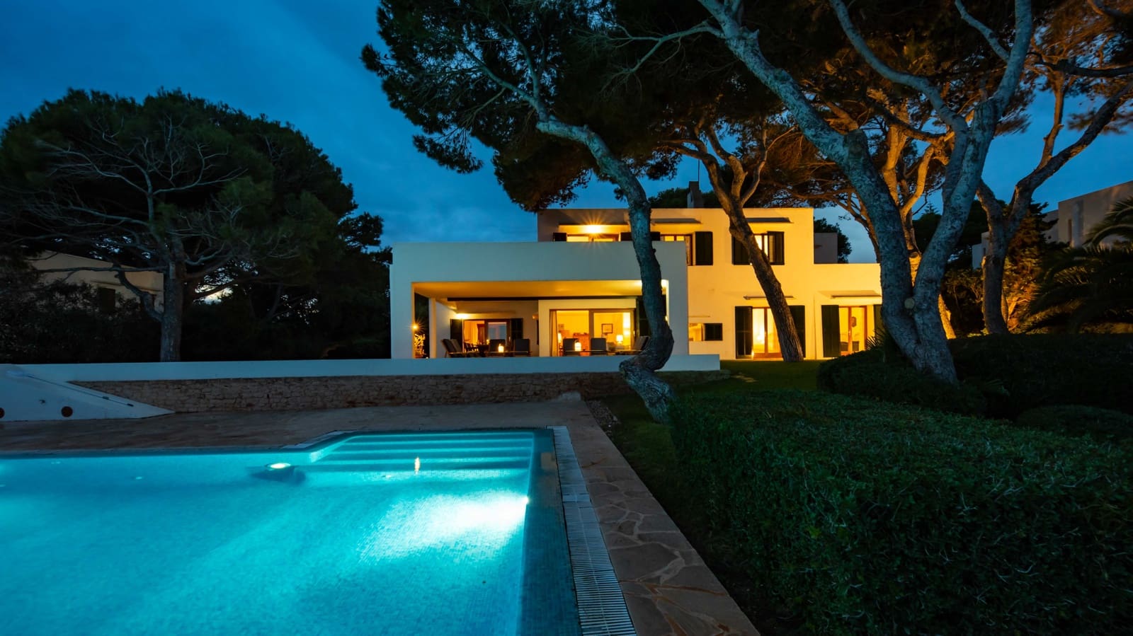 7 soverom Villa til salgs i Cala d'Or med svømmebasseng garasje - € 7 200 000 (Ref: 8881134)