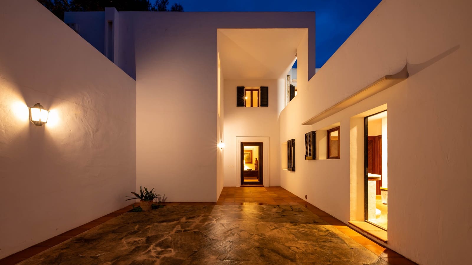 7 soverom Villa til salgs i Cala d'Or med svømmebasseng garasje - € 7 200 000 (Ref: 8881134)