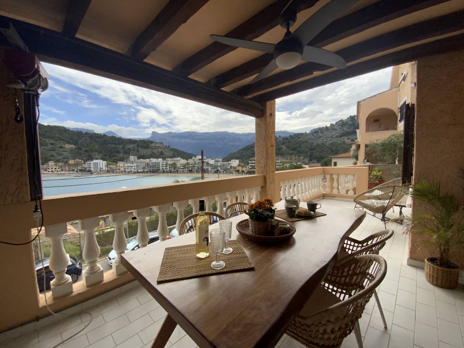 2 soveværelse Lejlighed til salg i Puerto de Soller / Port de Soller med garage - € 949.000 (Ref: 8885525)