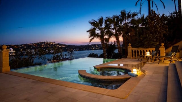 4 Zimmer Villa zu verkaufen in Santa Ponsa, Calvià mit Pool Garage - 3.700.000 € (Ref: 8891959)