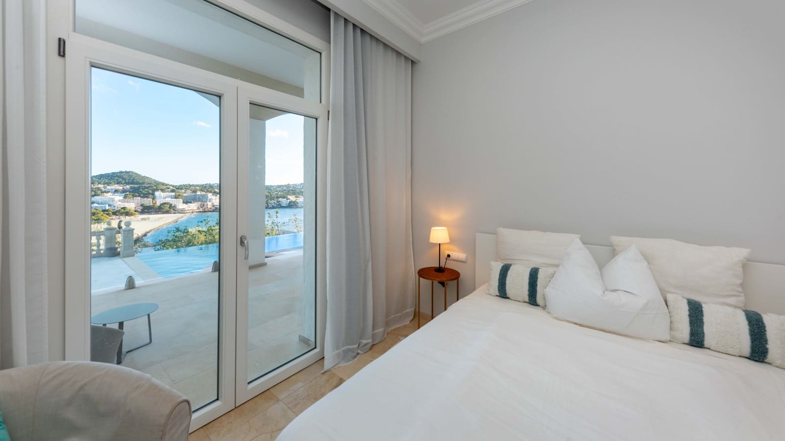 4 soveværelse Villa til salg i Santa Ponsa med swimmingpool garage - € 3.700.000 (Ref: 8891959)