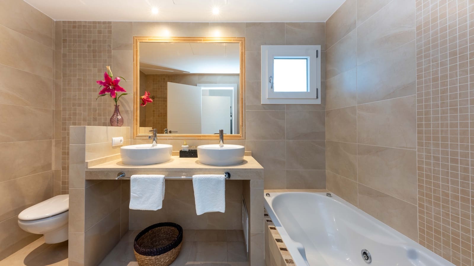 4 soveværelse Villa til salg i Santa Ponsa med swimmingpool garage - € 3.700.000 (Ref: 8891959)