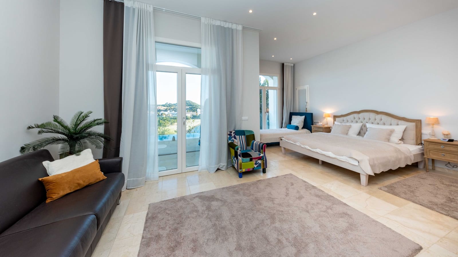 4 soveværelse Villa til salg i Santa Ponsa med swimmingpool garage - € 3.700.000 (Ref: 8891959)