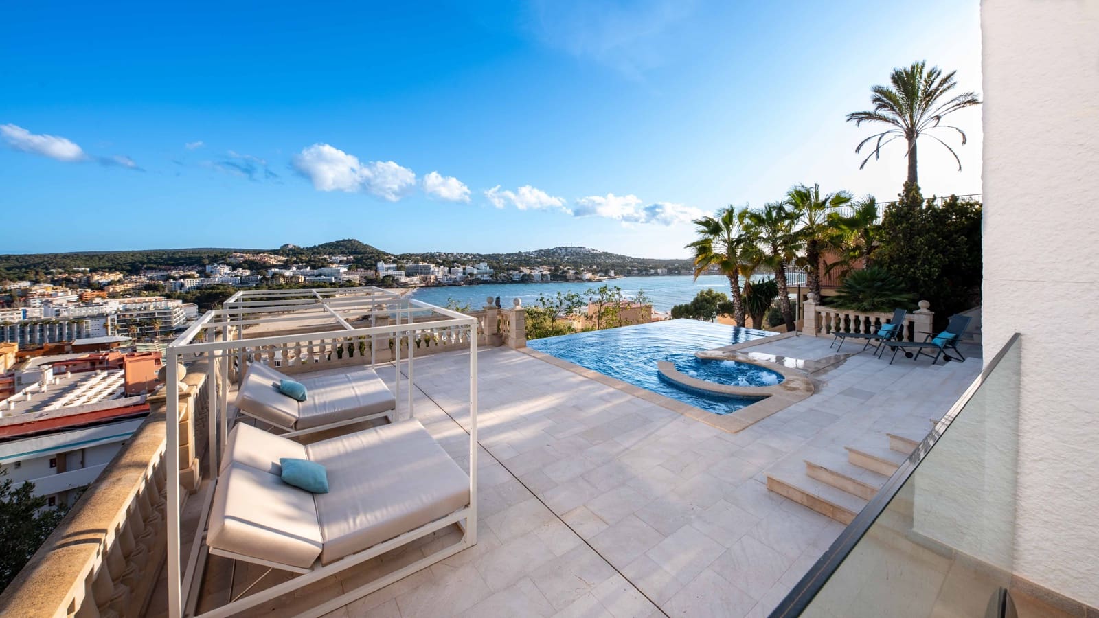 4 soveværelse Villa til salg i Santa Ponsa med swimmingpool garage - € 3.700.000 (Ref: 8891959)
