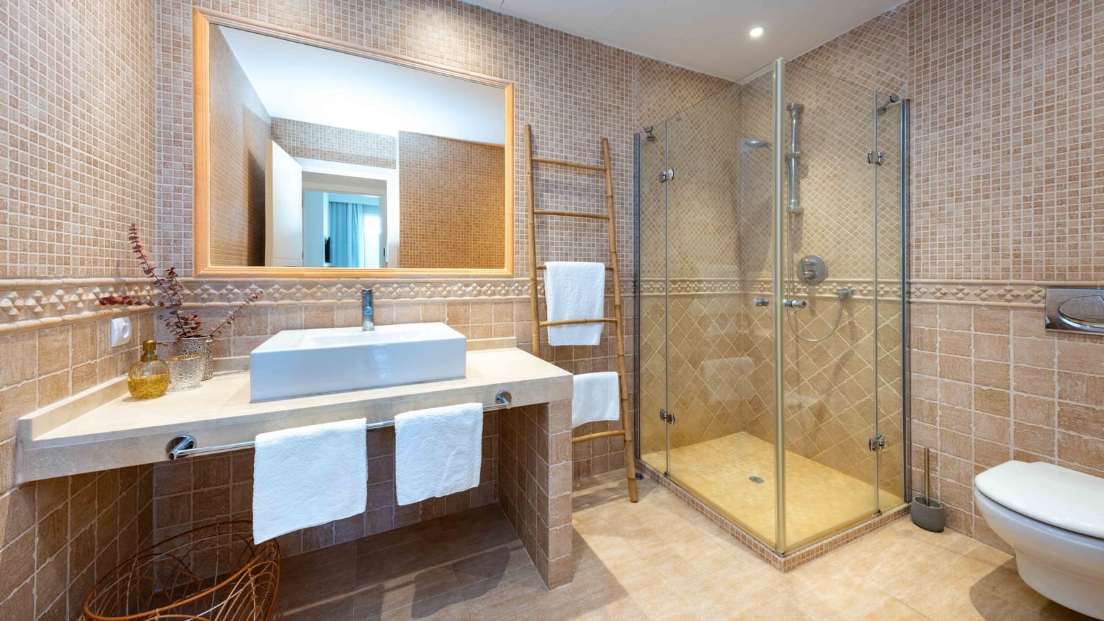 4 soveværelse Villa til salg i Santa Ponsa med swimmingpool garage - € 3.700.000 (Ref: 8891959)