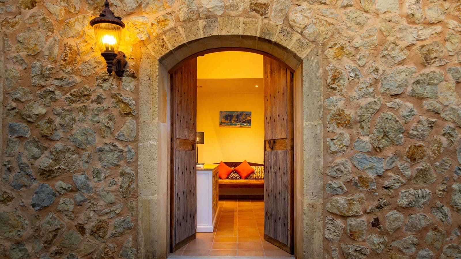 5 soveværelse Byhus til salg i Galilea med swimmingpool garage - € 1.990.000 (Ref: 8894238)