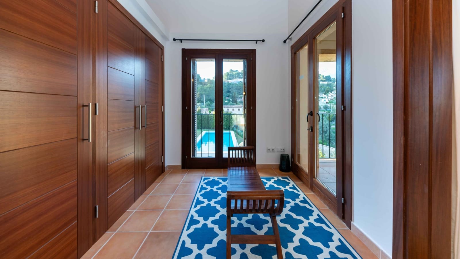 5 soveværelse Byhus til salg i Galilea med swimmingpool garage - € 1.990.000 (Ref: 8894238)