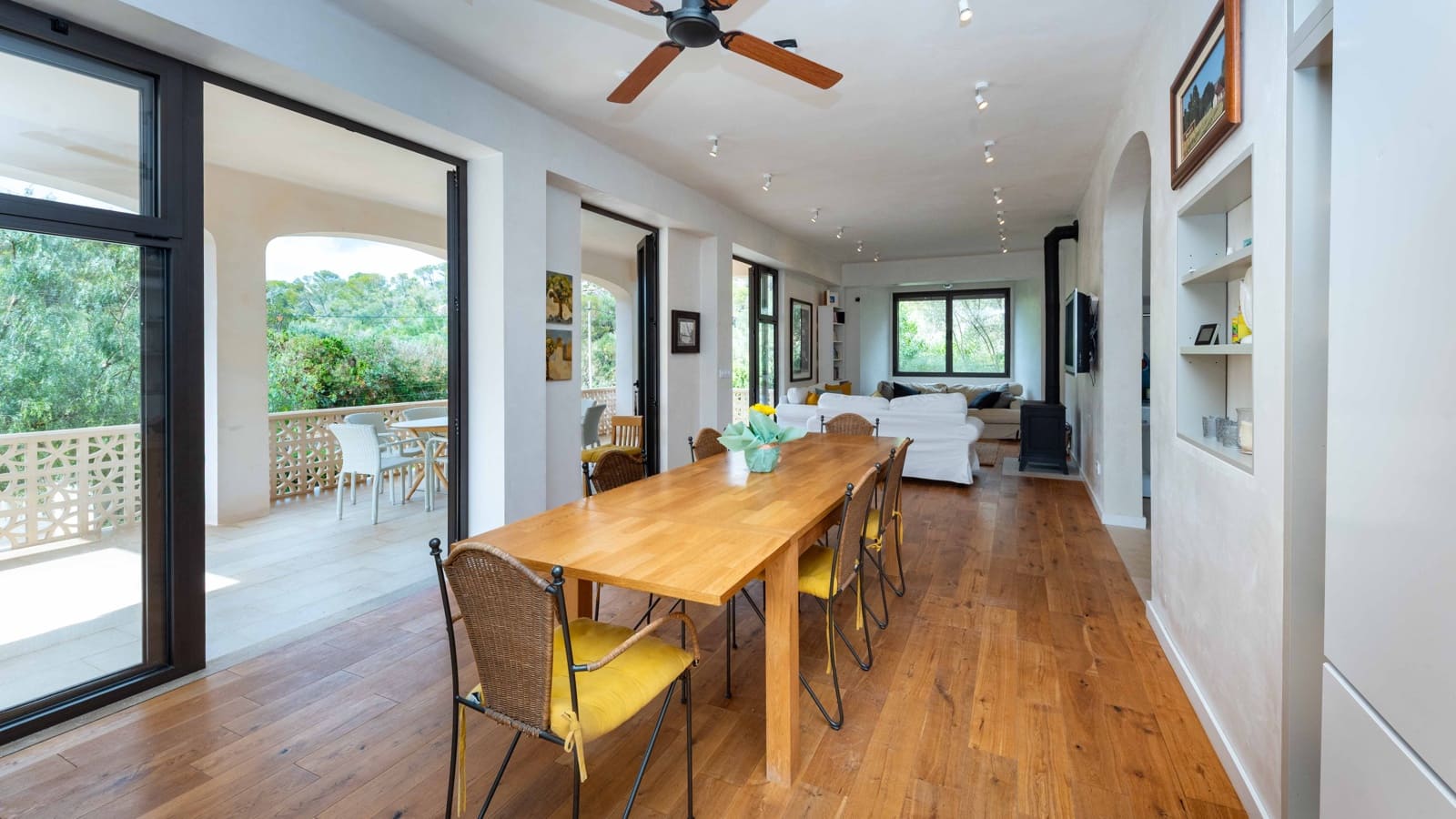 4 soveværelse Villa til salg i Cala Llombards med garage - € 1.650.000 (Ref: 8894239)