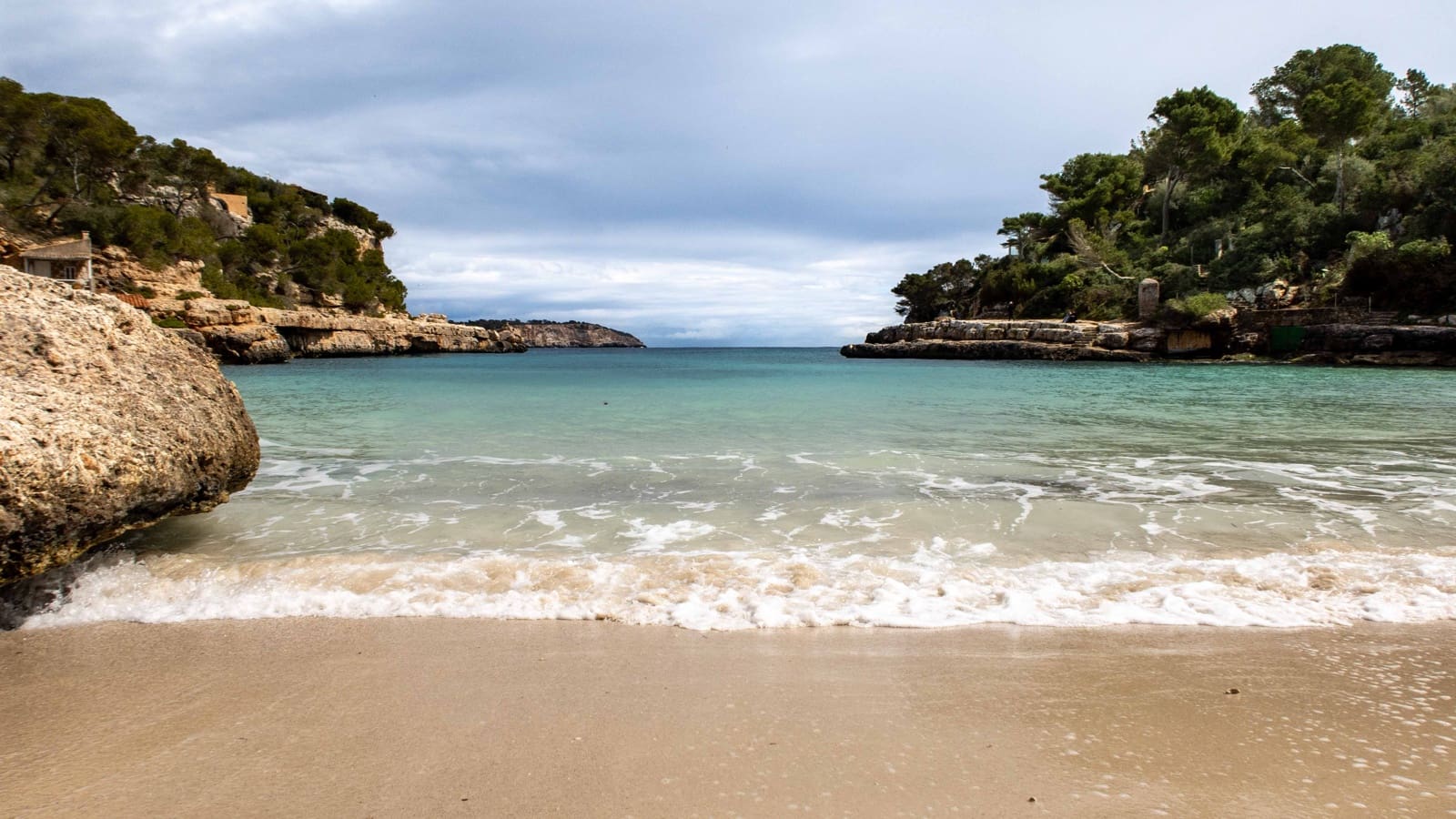 4 soveværelse Villa til salg i Cala Llombards med garage - € 1.650.000 (Ref: 8894239)