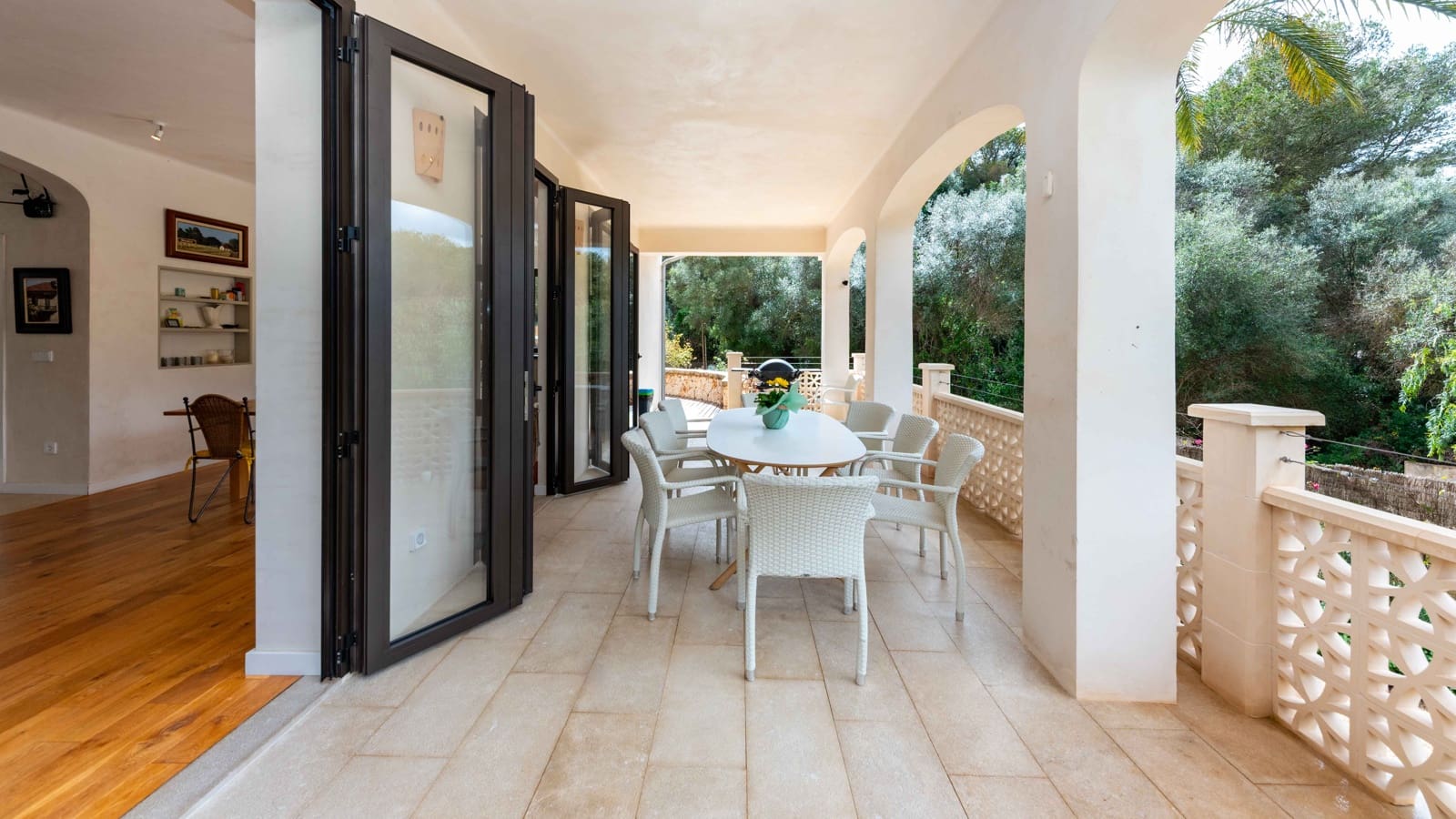 4 soveværelse Villa til salg i Cala Llombards med garage - € 1.650.000 (Ref: 8894239)