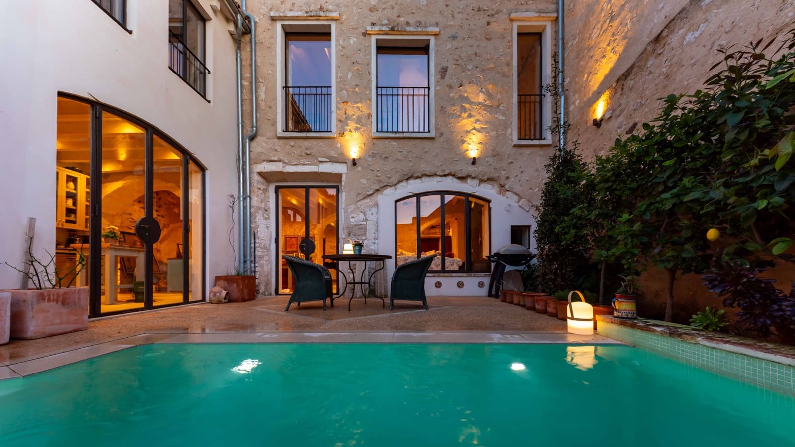 5 soveværelse Byhus til salg i Felanitx med swimmingpool garage - € 1.750.000 (Ref: 8894240)