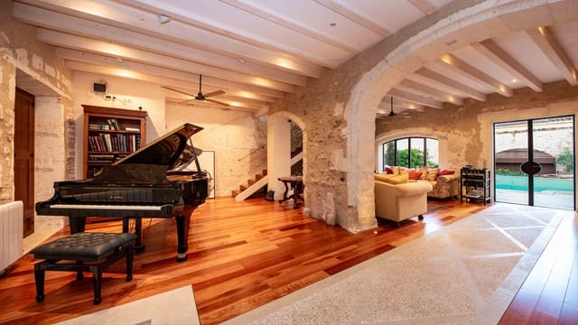 5 sypialnia Dom na sprzedaż w Felanitx z basenem garażem - 1 750 000 € (Ref: 8894240)