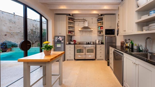 5 sypialnia Dom na sprzedaż w Felanitx z basenem garażem - 1 750 000 € (Ref: 8894240)