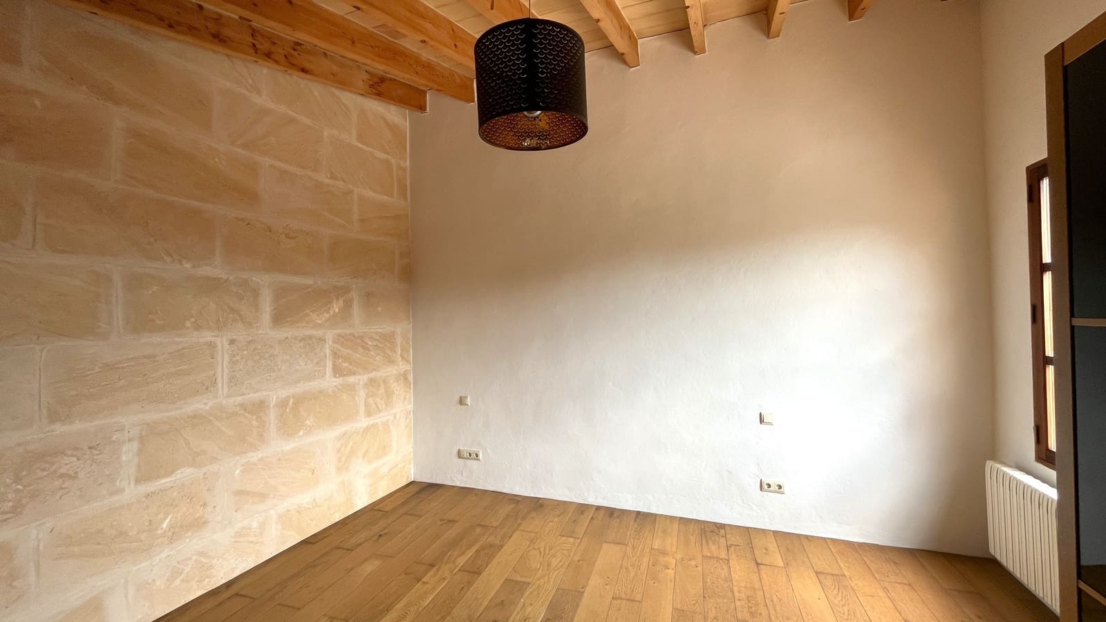 4 bedroom Finca/Country House for rent in Portocolom with garage - € 2,300 (Ref: 8910290)