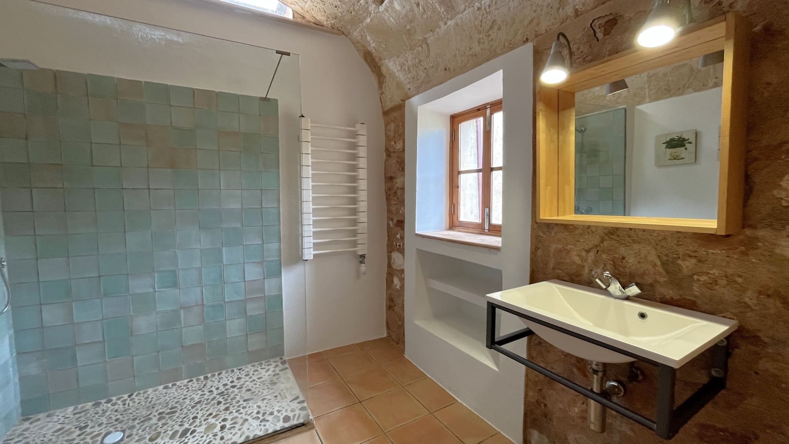 4 bedroom Finca/Country House for rent in Portocolom with garage - € 2,300 (Ref: 8910290)