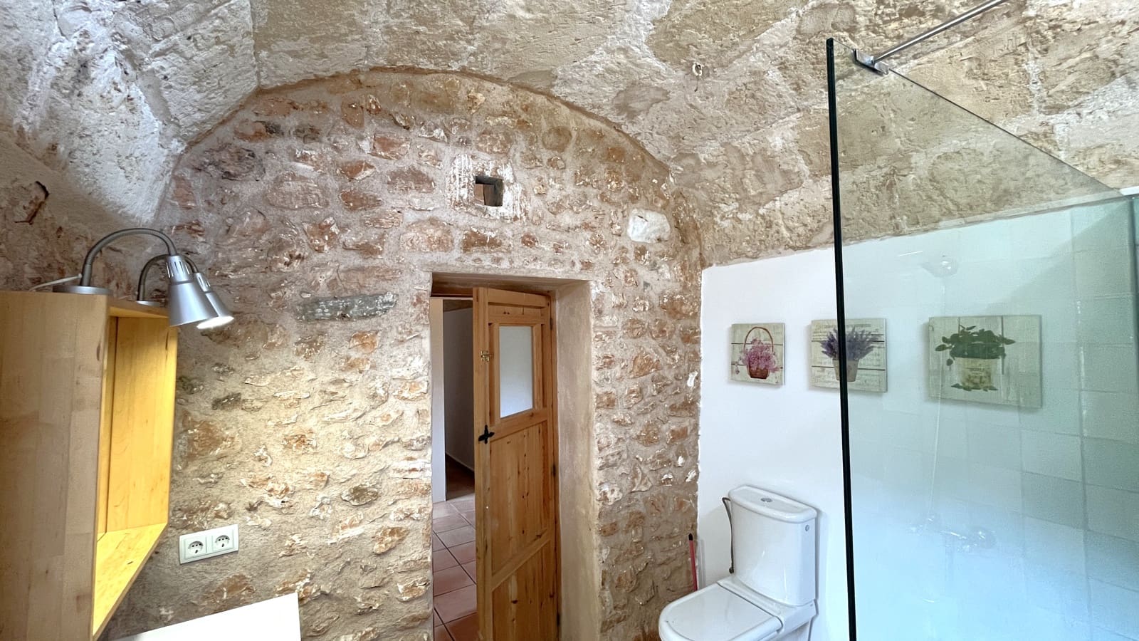 4 bedroom Finca/Country House for rent in Portocolom with garage - € 2,300 (Ref: 8910290)