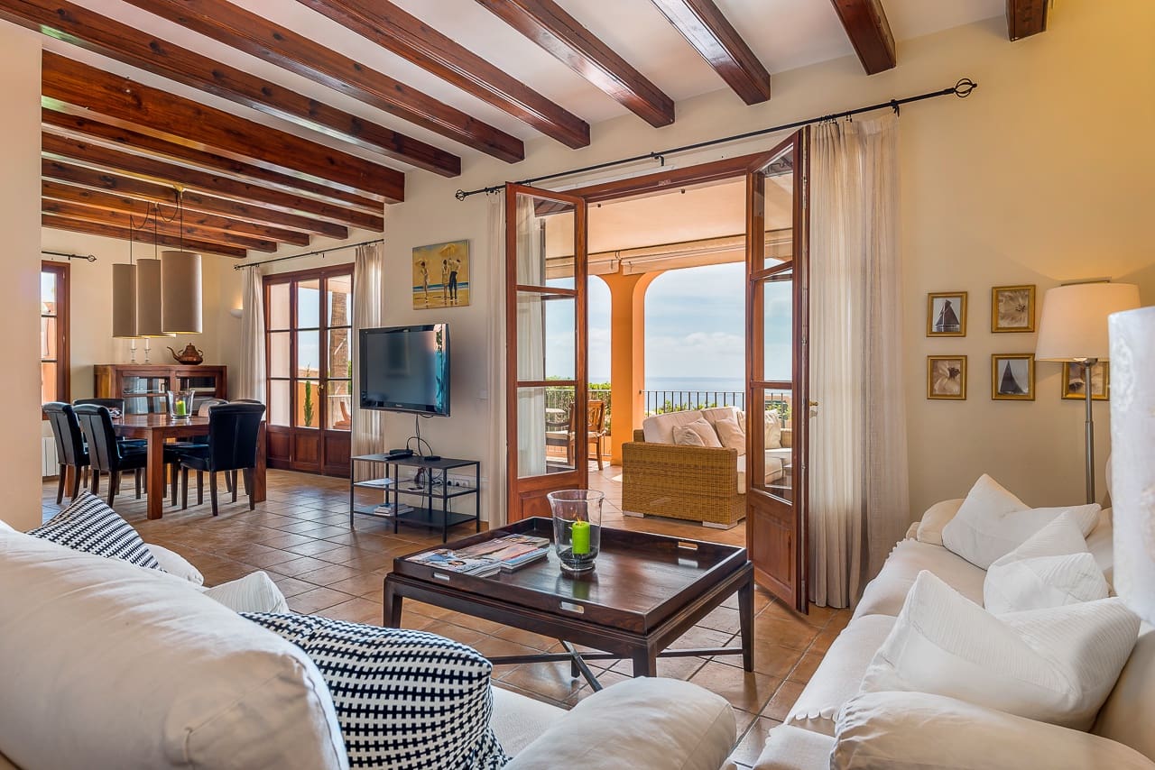 3 soveværelse Villa til leje i Costa d'en Blanes med swimmingpool garage - € 9.000 (Ref: 8923234)