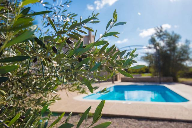 3 soverom Finca/Herregård til leie i Algaida med svømmebasseng garasje - € 2 600 (Ref: 8928130)
