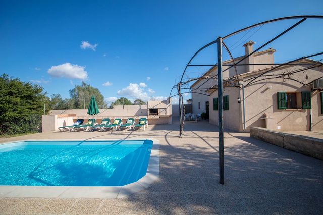 3 soverom Finca/Herregård til leie i Algaida med svømmebasseng garasje - € 2 600 (Ref: 8928130)