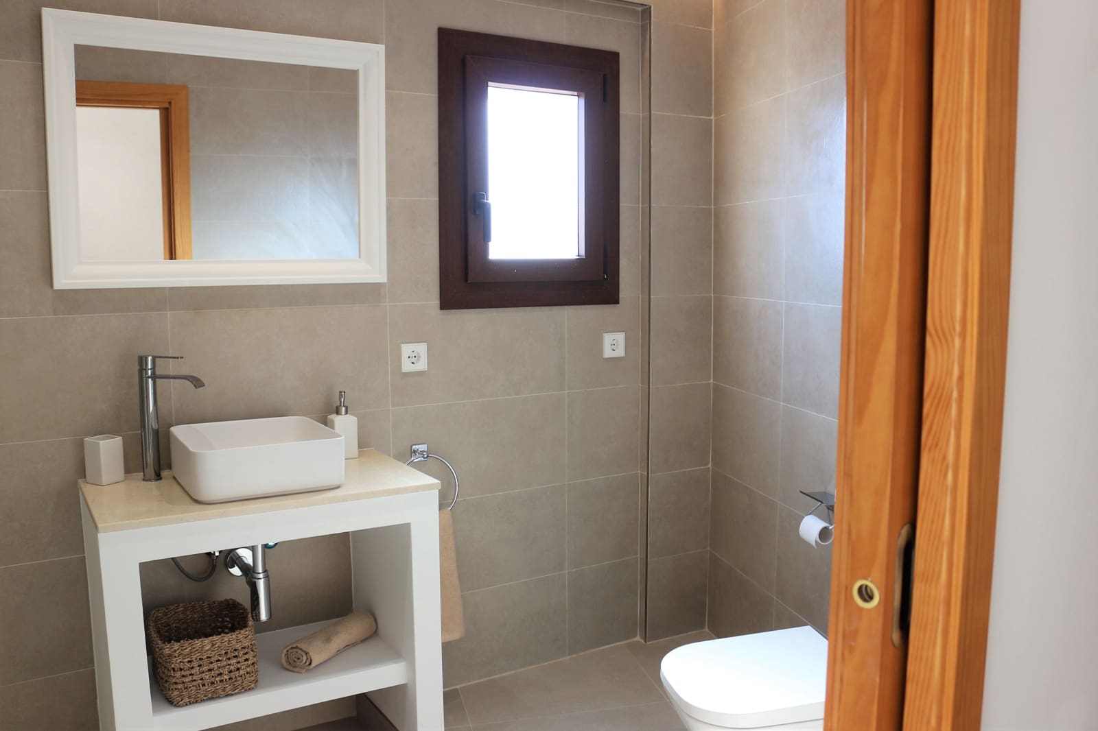 3 Zimmer Villa zu vermieten in Santa Eugenia - 3.000 € (Ref: 8928132)