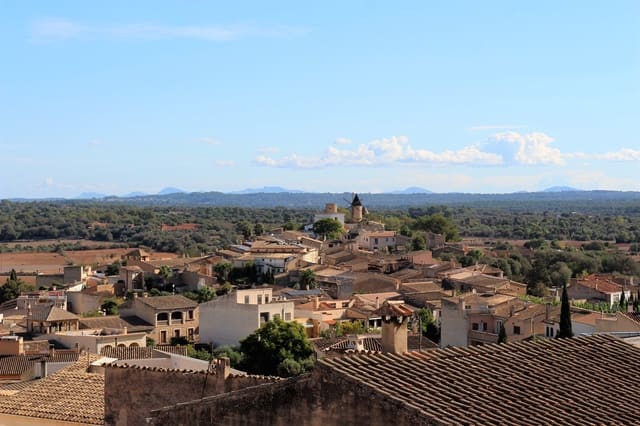 3 soveværelse Villa til leje i Santa Eugènia - € 3.000 (Ref: 8928132)