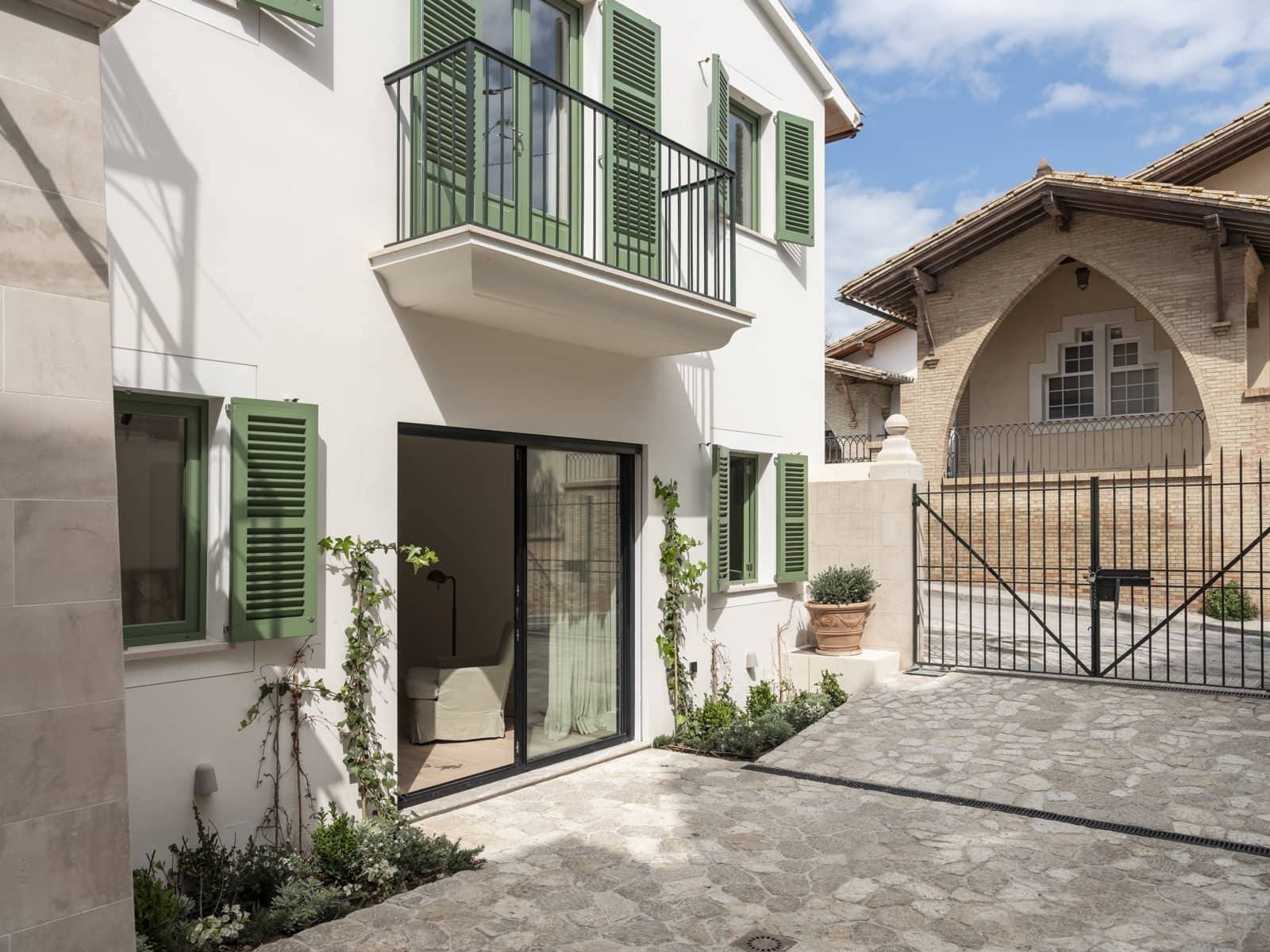 3 soveværelse Villa til salg i Cas Catala med garage - € 2.550.000 (Ref: 8928137)