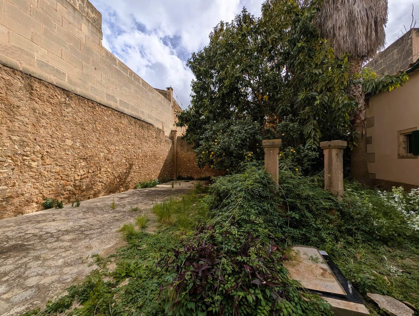 Byhus til salg i Campos med garage - € 1.295.000 (Ref: 8931708)