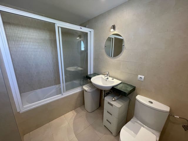 2 soveværelse Lejlighed til leje i Port de Pollença, Pollensa / Pollença med garage - € 1.990 (Ref: 8934633)